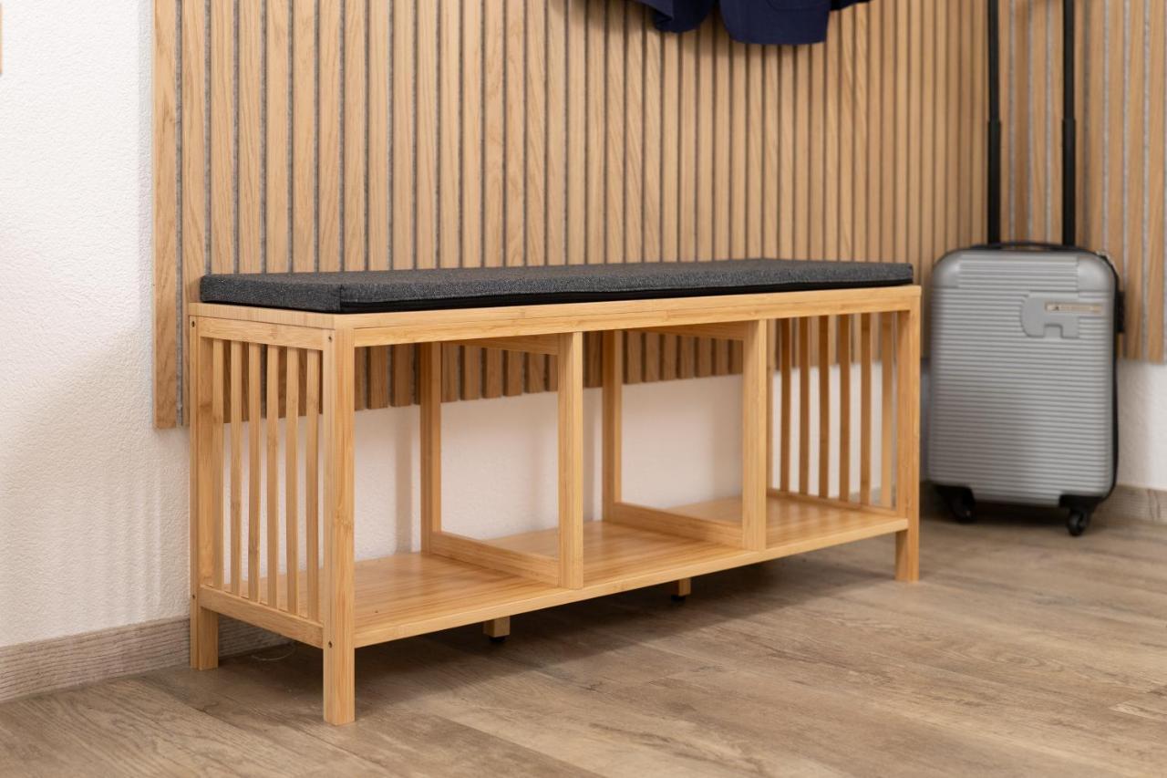 Apart4Me Scandi Apartment Geislingen Zentral Mit Parkplatz 가이슬링겐스타이게 외부 사진